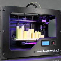 MAKERBOT REPLICATOR 2